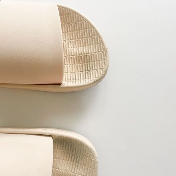 Melissa Sun Waterproof Pool Slides Cream Ivory - Picture 7 of 9